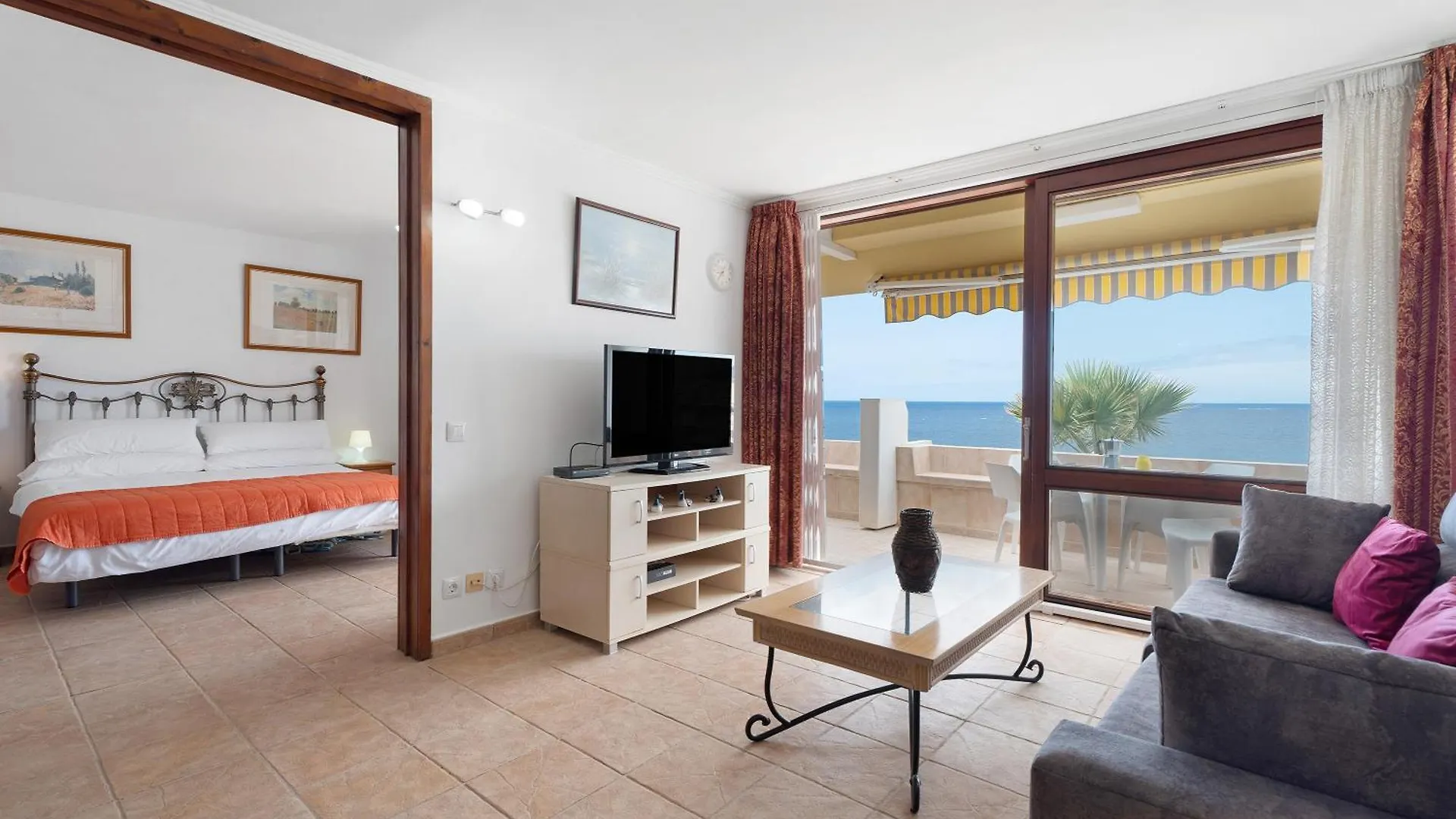 Апартаменты Apto 108 Wonder Located In Front Of The Sea With Swimming Pool Арона