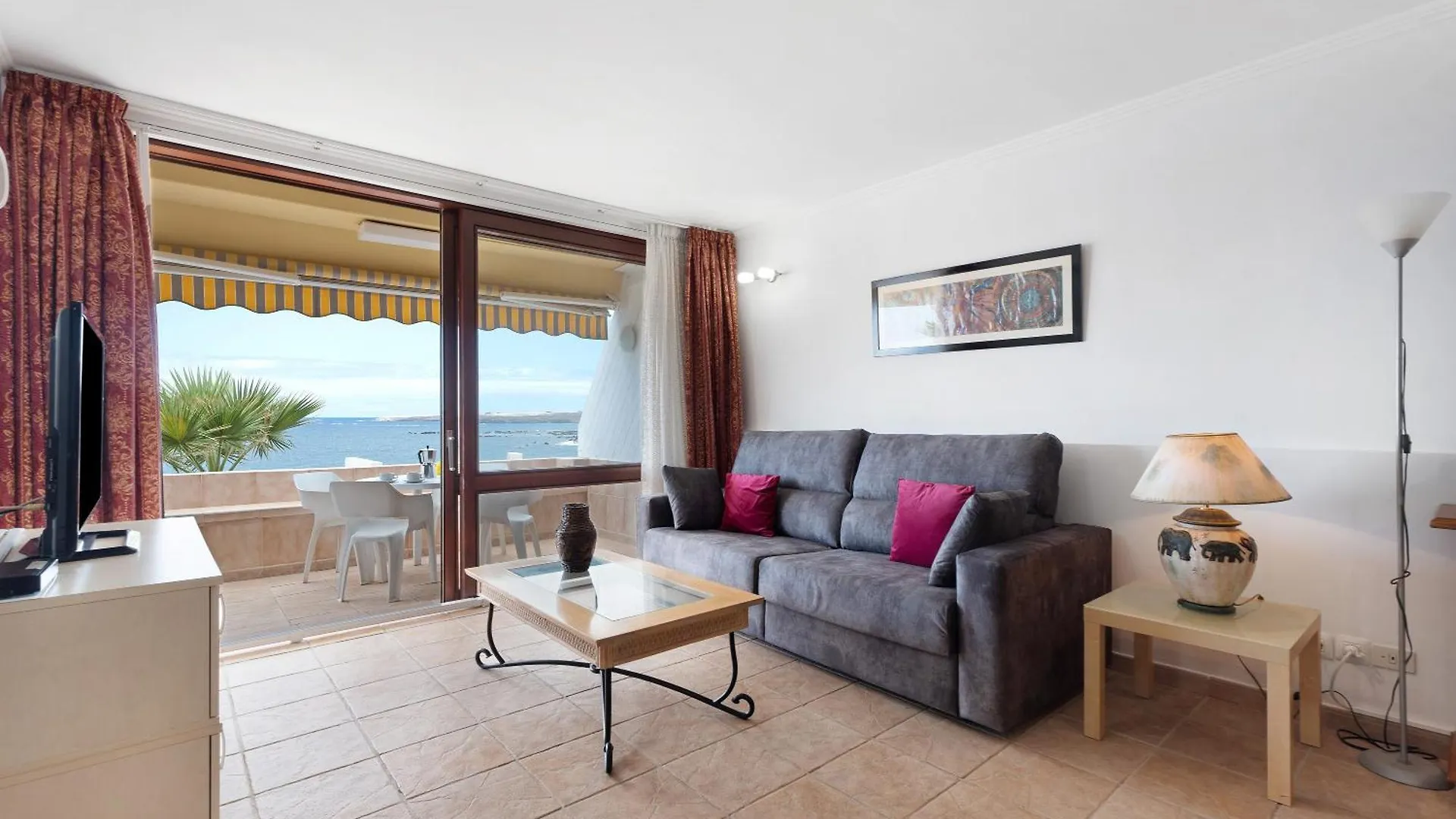 Апартаменты Apto 108 Wonder Located In Front Of The Sea With Swimming Pool Арона