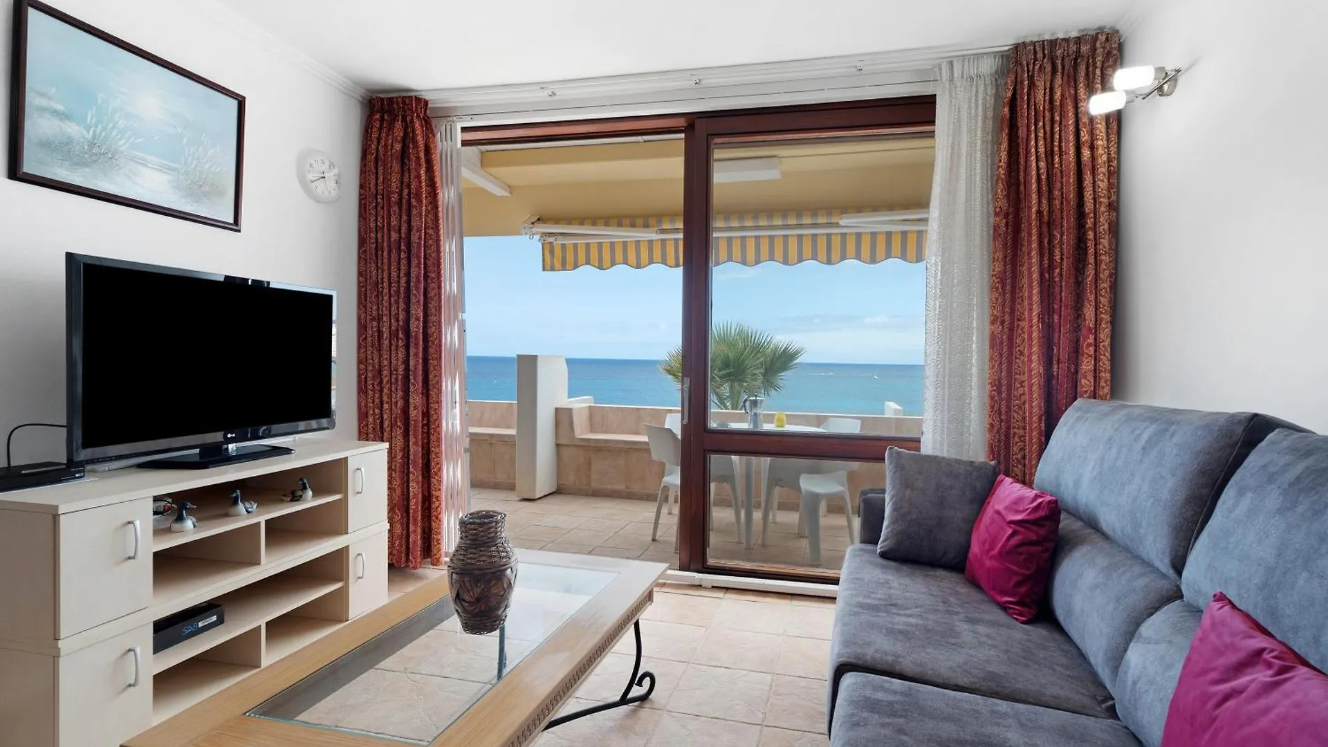 阿罗纳Apto 108 Wonder Located In Front Of The Sea With Swimming Pool公寓 西班牙